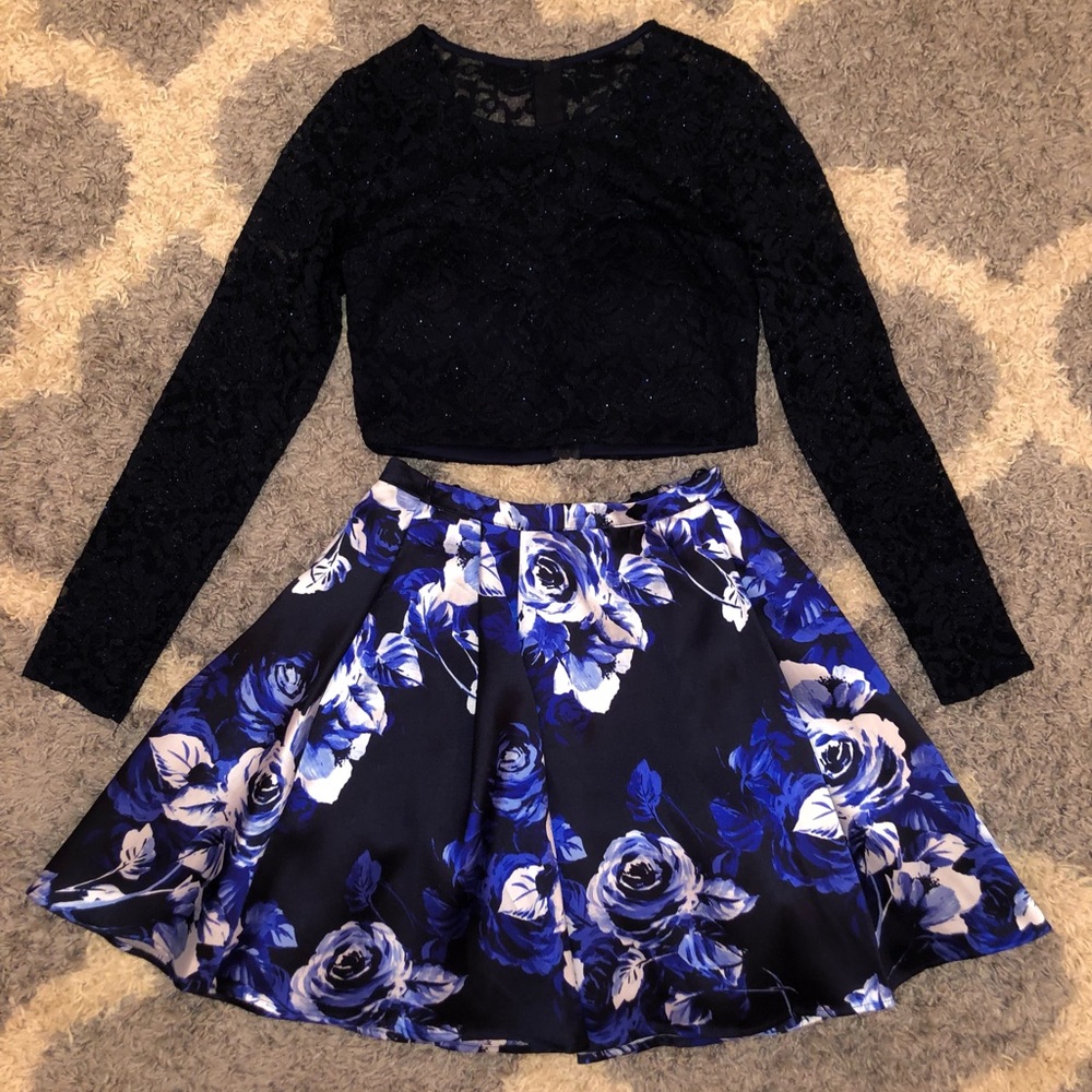 Navy floral two piece dress with pockets